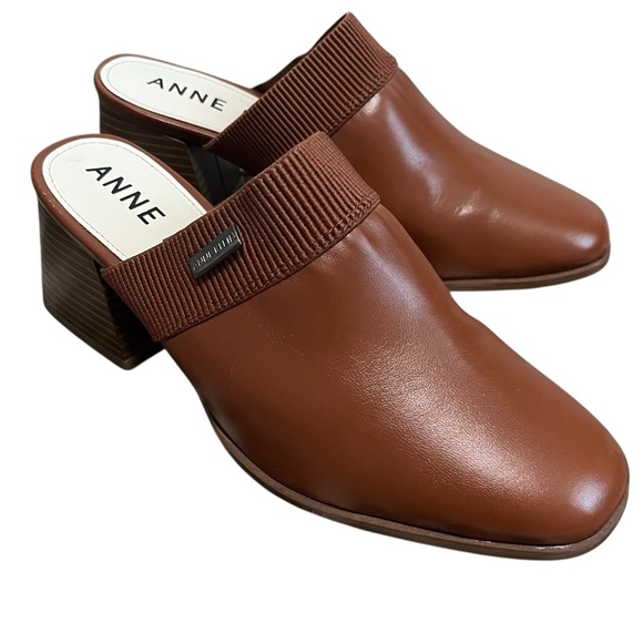 Anne Klein Shoes - Anne Klein size 7.5 women’s slip on wedge mules